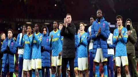 青春盛宴回馈狂潮：亚青赛事精彩速览，粉丝福利大放送！