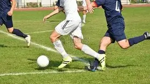 彭啸头槌破门，刘浩帆补射逆转平局